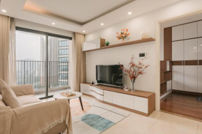Vinhomes D'Capitale 2-bedroom Apartment with Bath tub and Lake View